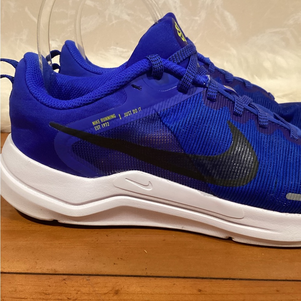 Nike Downshifter 12 Mens Running Shoe Blue Yellow DD9293-400 Size 9 - Picture 6 of 14